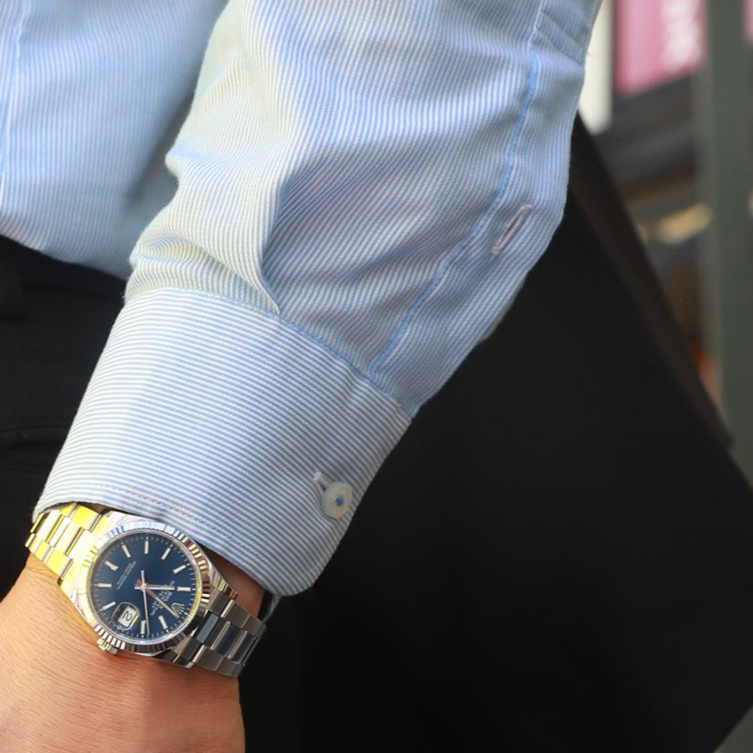 Example of Datejust and suit coordination